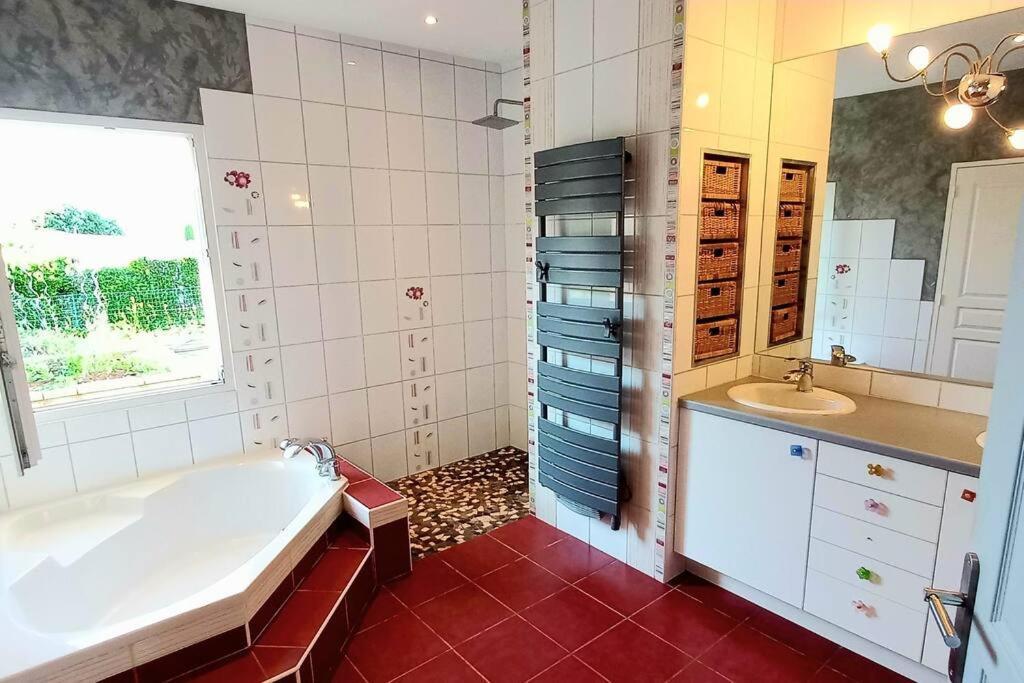 Villa 140 M² Hab. Avec Piscine Castres  Exterior photo